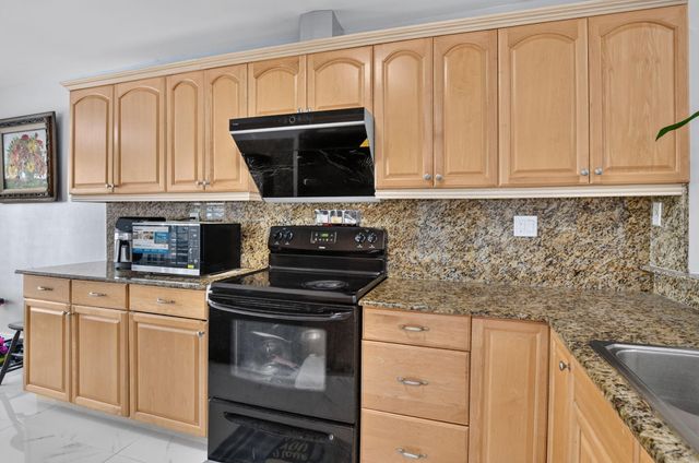4460 NE 5th Avenue, Boca Raton, FL 33431