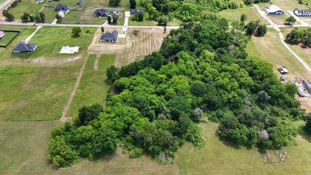 3164 County Road 1076, Celeste, TX 75423