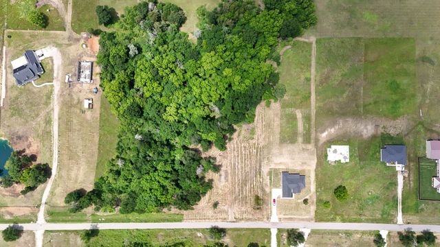 3164 County Road 1076, Celeste, TX 75423
