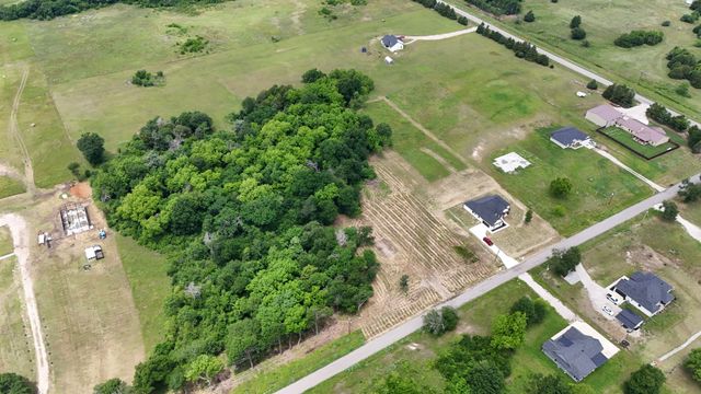 3164 County Road 1076, Celeste, TX 75423