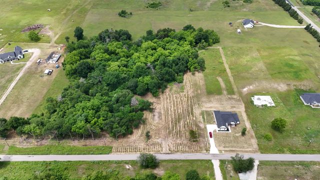3164 County Road 1076, Celeste, TX 75423