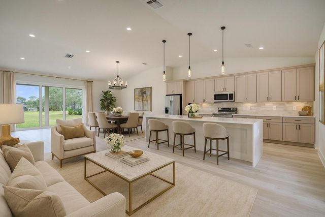 4900 Myrtle Beach Dr, Sebring, FL 33872