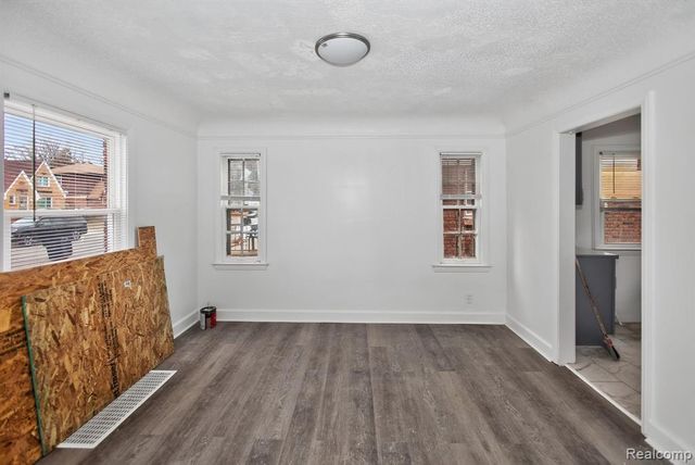 19162 Conley Street, Detroit, MI 48234