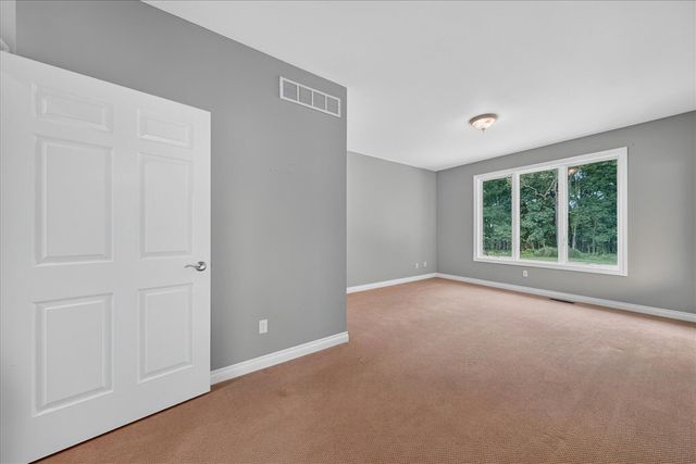 9348 Stoneview Lane, Whitmore Lake, MI 48189