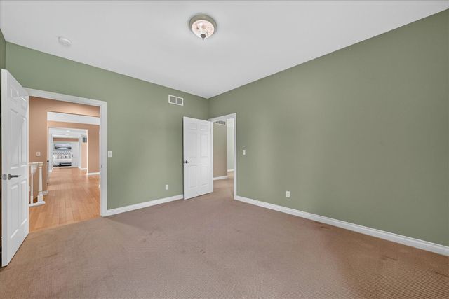 9348 Stoneview Lane, Whitmore Lake, MI 48189