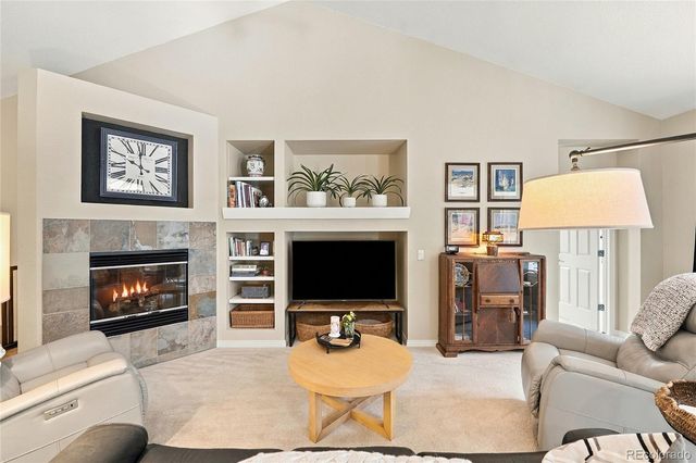 25265 E Park Crescent Drive, Aurora, CO 80016