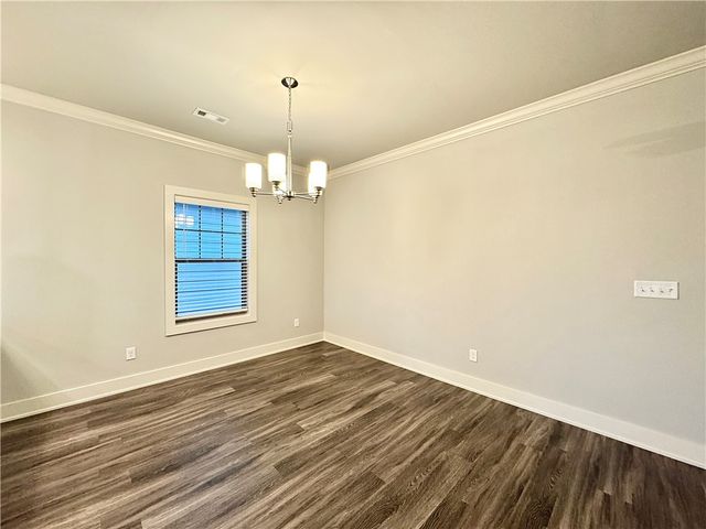 820 NE Heights Lane, Bentonville, AR 72712