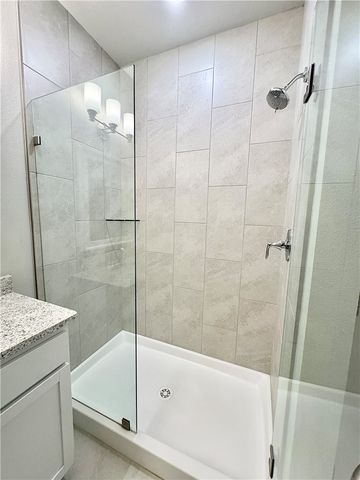 820 NE Heights Lane, Bentonville, AR 72712