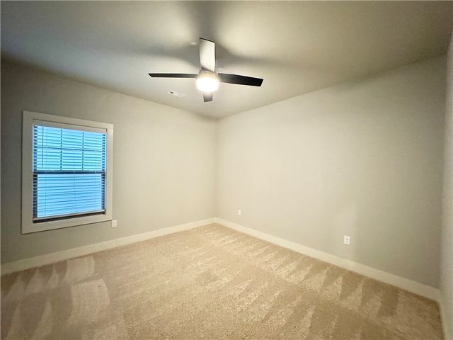 820 NE Heights Lane, Bentonville, AR 72712