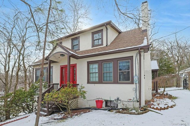 32 Lynwood Road, Scarsdale, NY 10583