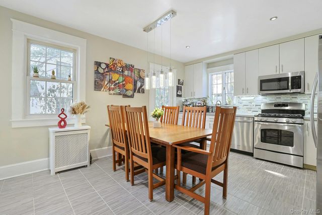 32 Lynwood Road, Scarsdale, NY 10583