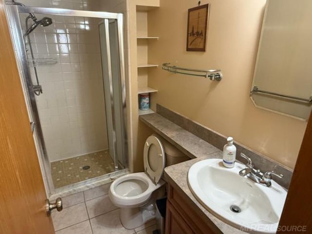 15746 Nader Court, Clinton Township, MI 48038