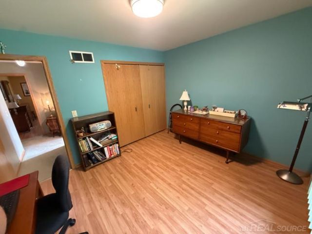 15746 Nader Court, Clinton Township, MI 48038