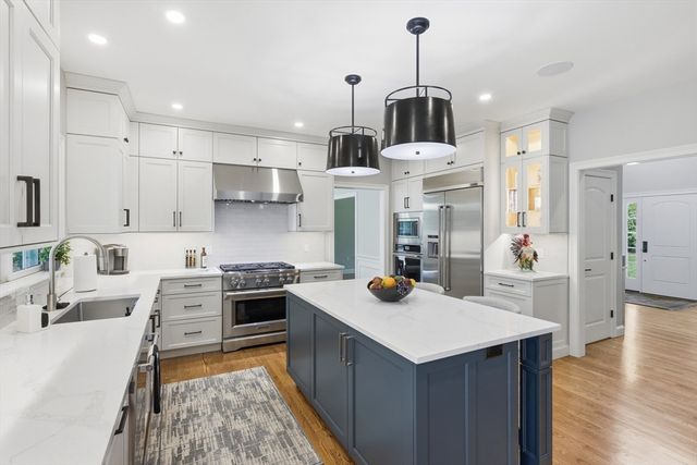22 Hutchinson, Marlborough, MA 01752