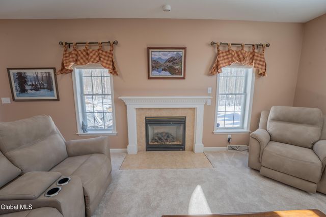 33 Aster Drive, Clifton Park, NY 12148