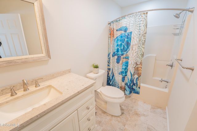 33 Aster Drive, Clifton Park, NY 12148