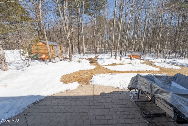 33 Aster Drive, Clifton Park, NY 12148