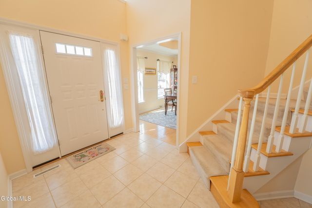 33 Aster Drive, Clifton Park, NY 12148