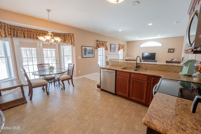 33 Aster Drive, Clifton Park, NY 12148