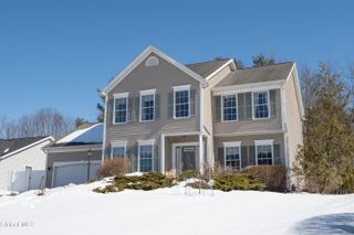 33 Aster Drive, Clifton Park, NY 12148