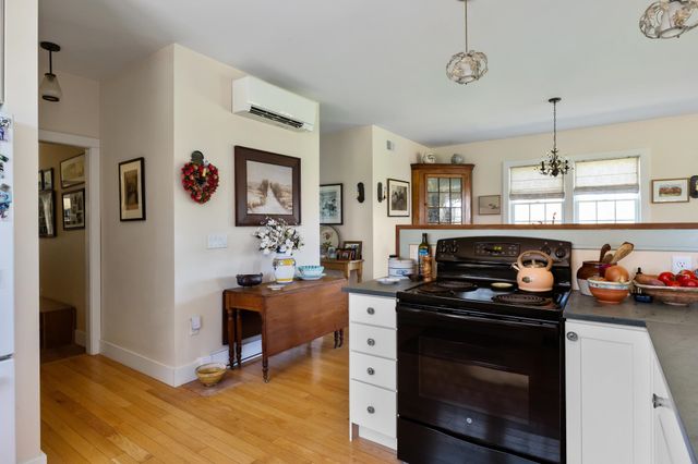 235 Primrose Lane, Ferrisburgh, VT 05456