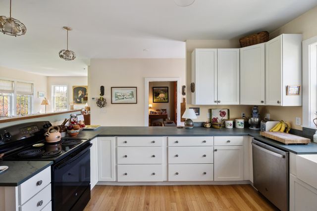 235 Primrose Lane, Ferrisburgh, VT 05456