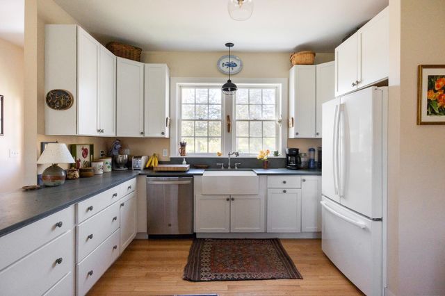 235 Primrose Lane, Ferrisburgh, VT 05456