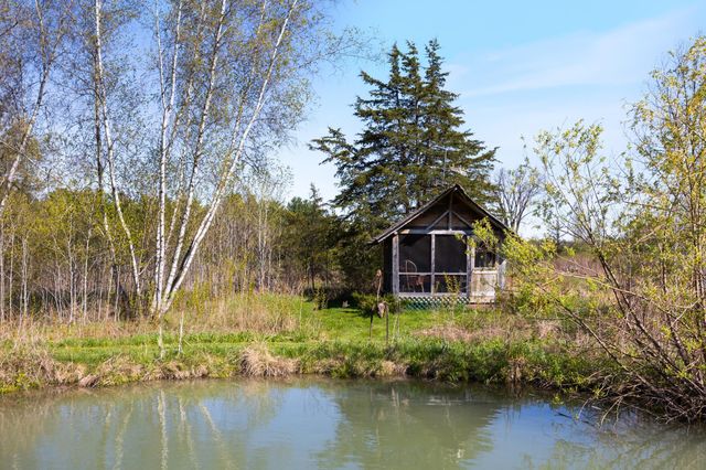 235 Primrose Lane, Ferrisburgh, VT 05456