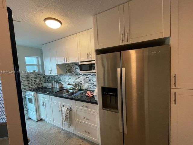 6490 Collins Avenue 5, Miami Beach, FL 33141