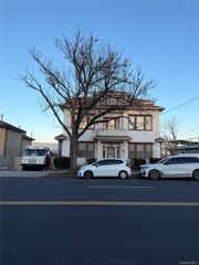 10661 Ditmars Boulevard, East Elmhurst, NY 11369