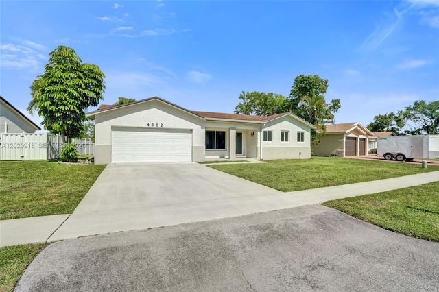 4662 NW 99th Ave, Sunrise, FL 33351