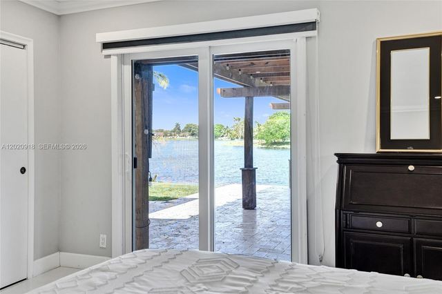 4662 NW 99th Ave, Sunrise, FL 33351