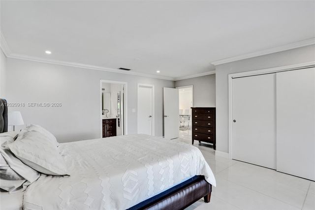 4662 NW 99th Ave, Sunrise, FL 33351