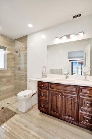 4662 NW 99th Ave, Sunrise, FL 33351