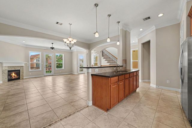 7147 Windwater Lagoon, Houston, TX 77036