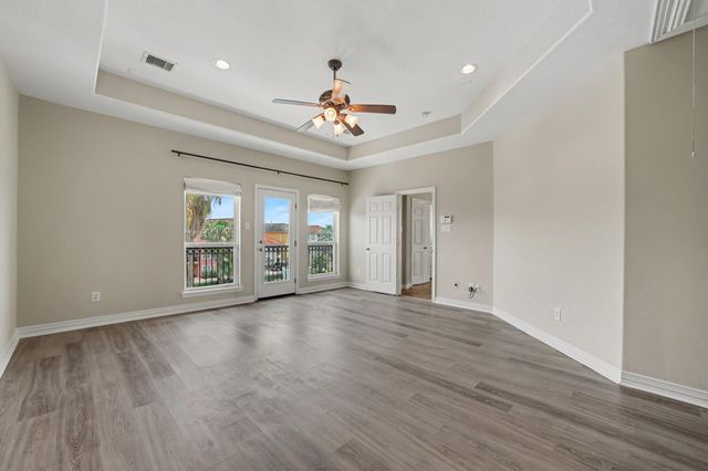 7147 Windwater Lagoon, Houston, TX 77036