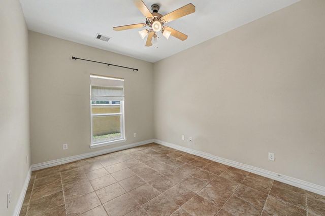 7147 Windwater Lagoon, Houston, TX 77036
