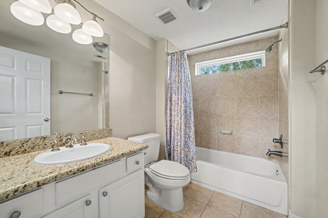 7147 Windwater Lagoon, Houston, TX 77036