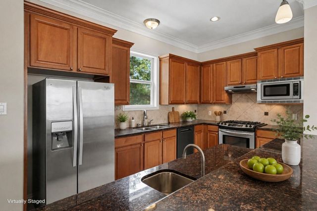 7147 Windwater Lagoon, Houston, TX 77036