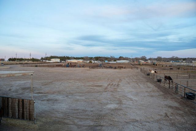 7811 N County Road 1540, Shallowater, TX 79363