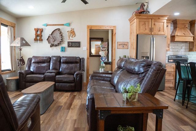 7811 N County Road 1540, Shallowater, TX 79363