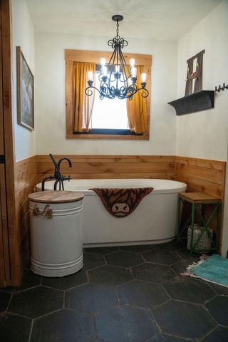 7811 N County Road 1540, Shallowater, TX 79363