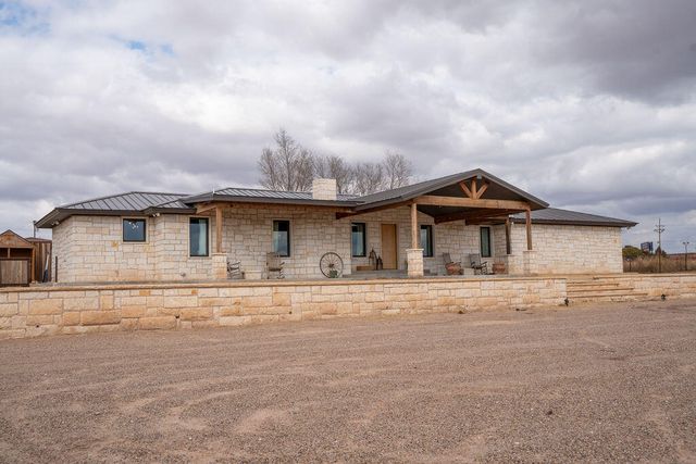 7811 N County Road 1540, Shallowater, TX 79363