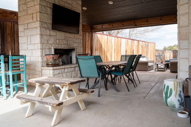 7811 N County Road 1540, Shallowater, TX 79363