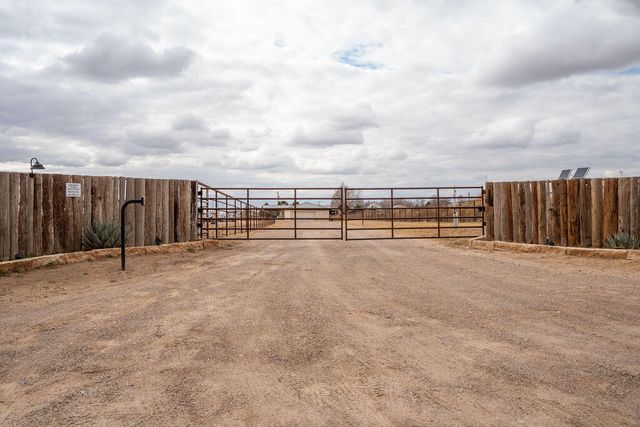 7811 N County Road 1540, Shallowater, TX 79363