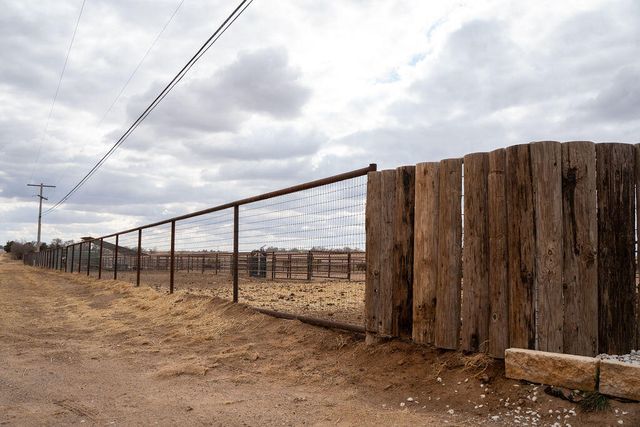 7811 N County Road 1540, Shallowater, TX 79363