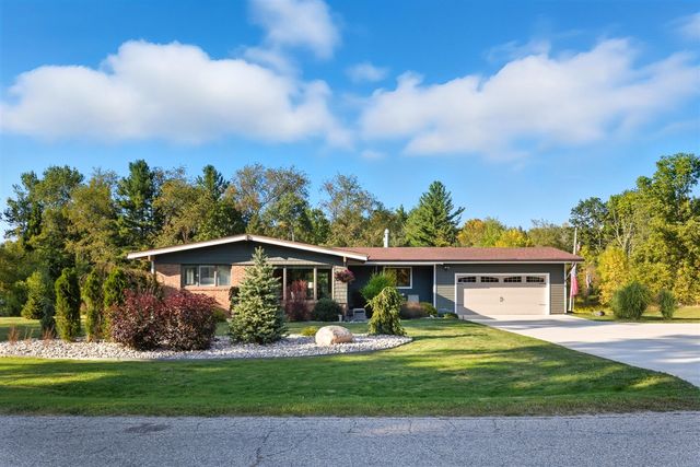 8450 W Tamarack Road, Lakeview, MI 48850