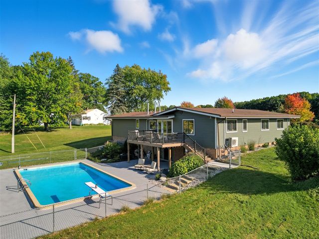 8450 W Tamarack Road, Lakeview, MI 48850