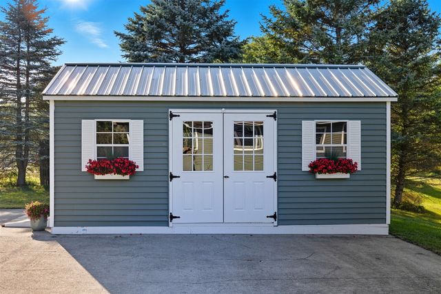 8450 W Tamarack Road, Lakeview, MI 48850