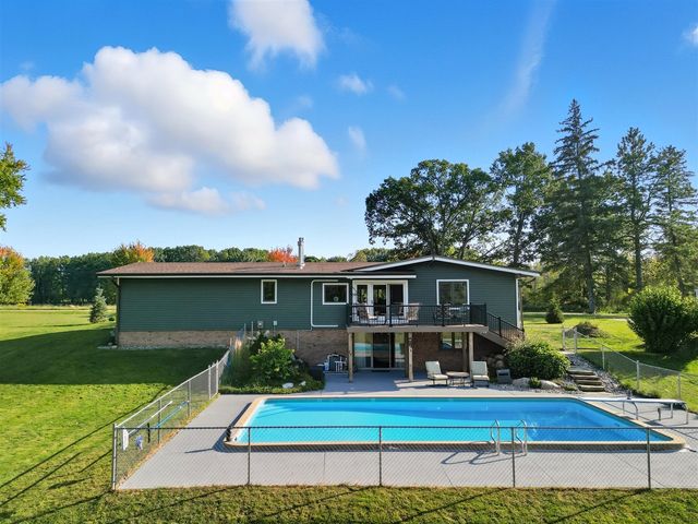 8450 W Tamarack Road, Lakeview, MI 48850